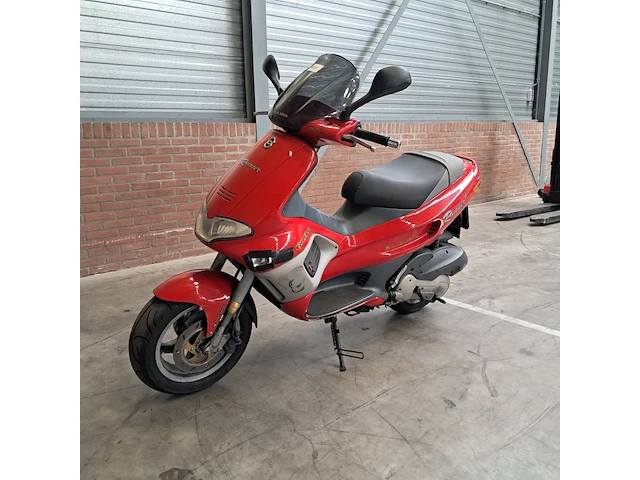 Motorscooter, piaggio, runner 125fx, 1998 - afbeelding 31 van  64