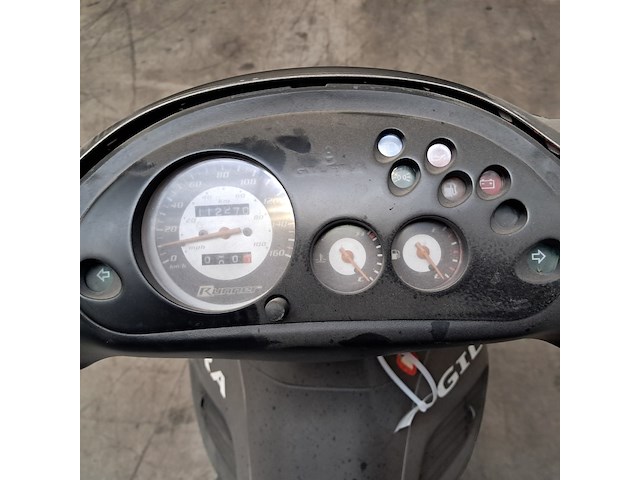 Motorscooter, piaggio, runner fx125 - afbeelding 2 van  35