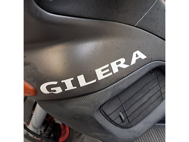 Motorscooter, piaggio, runner fx125 - afbeelding 7 van  35