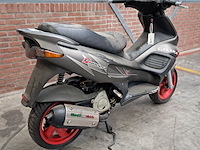 Motorscooter, piaggio, runner fx125 - afbeelding 23 van  35
