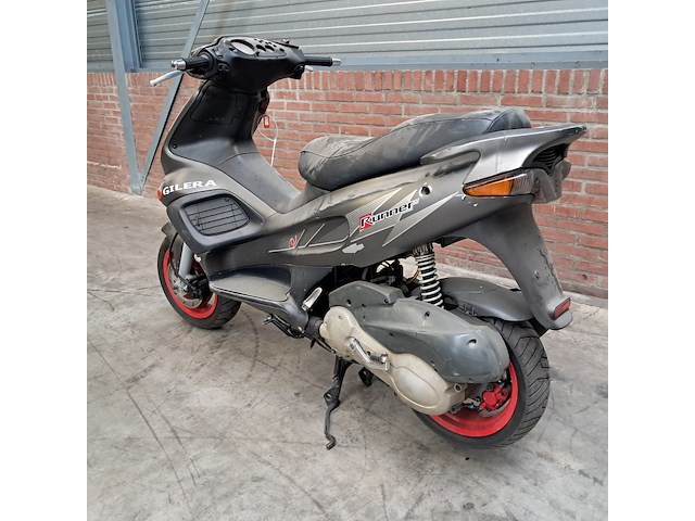 Motorscooter, piaggio, runner fx125 - afbeelding 32 van  35