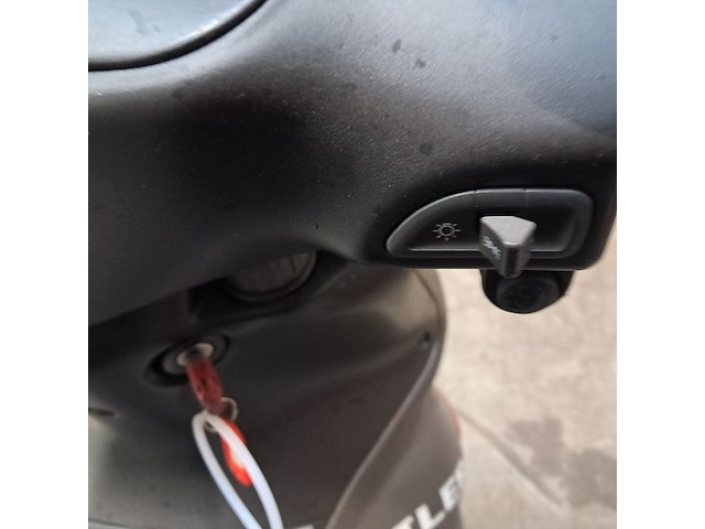 Motorscooter, piaggio, runner fx125 - afbeelding 35 van  35