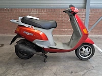 Motorscooter, piaggio, skipper 125 - afbeelding 1 van  46