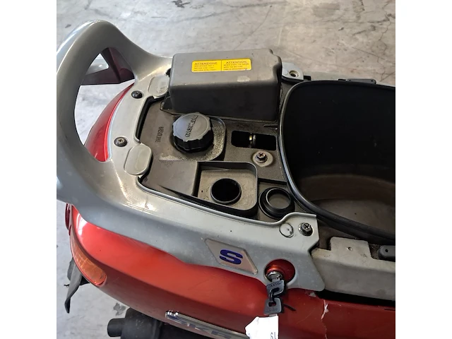 Motorscooter, piaggio, skipper 125 - afbeelding 41 van  46