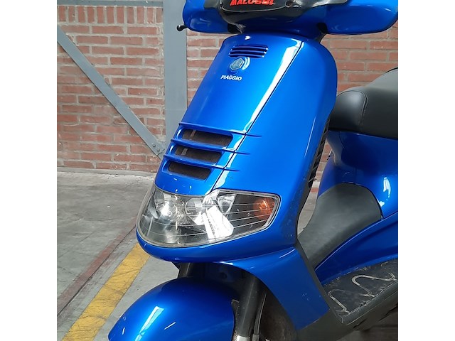 Motorscooter, piaggio, skipper 125 - afbeelding 19 van  25