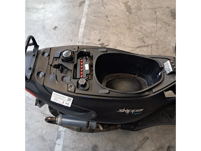 Motorscooter, piaggio, skipper lx 125, 1998 - afbeelding 40 van  56