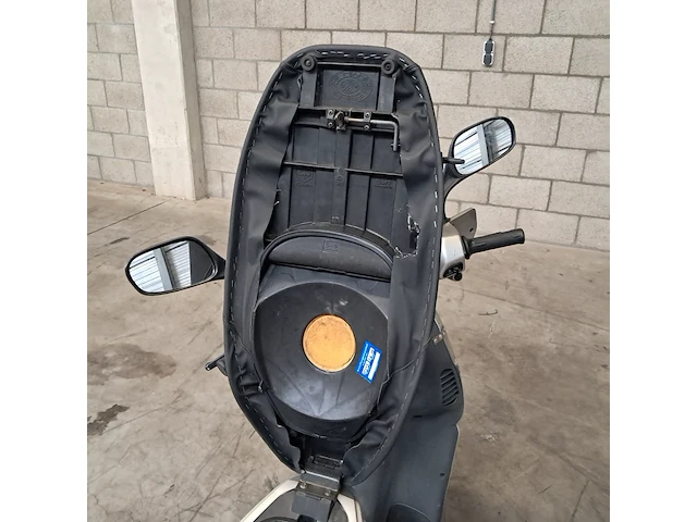 Motorscooter, piaggio, skipper - afbeelding 5 van  54