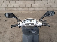 Motorscooter, piaggio, skipper - afbeelding 30 van  54