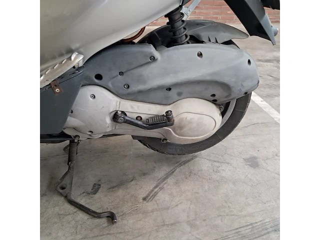 Motorscooter, piaggio, skipper - afbeelding 42 van  54