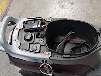 Motorscooter, piaggio, skipper - afbeelding 25 van  34