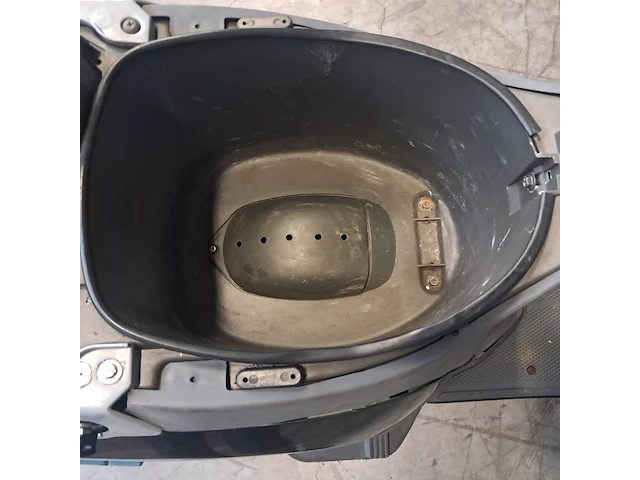 Motorscooter, piaggio, skr 125 - afbeelding 20 van  67