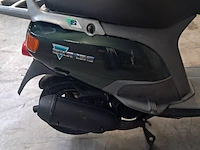 Motorscooter, piaggio, skr 125 - afbeelding 48 van  67