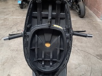 Motorscooter, piaggio, skr 125 - afbeelding 2 van  34
