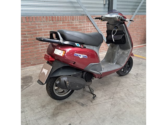 Motorscooter, piaggio, skr 125 - afbeelding 23 van  34