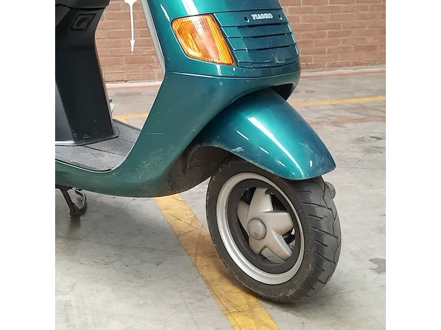 Motorscooter, piaggio, skr125, 1994 - afbeelding 2 van  22