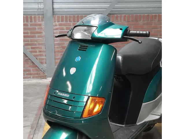 Motorscooter, piaggio, skr125, 1994 - afbeelding 12 van  22