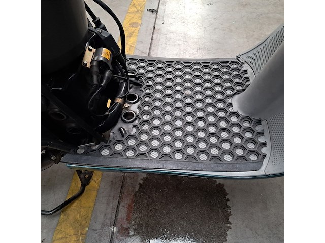 Motorscooter, piaggio, skr125, 2015 - afbeelding 7 van  34