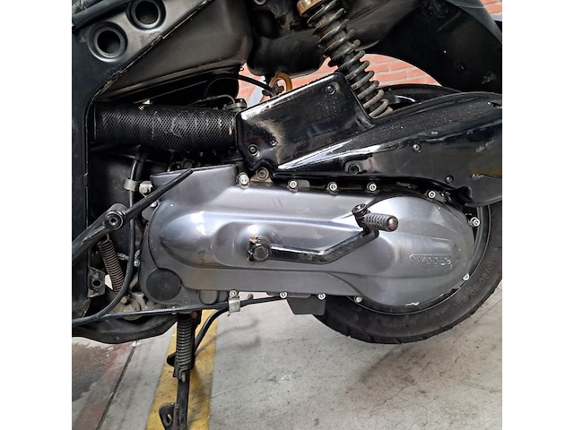 Motorscooter, piaggio, skr125, 2015 - afbeelding 19 van  34