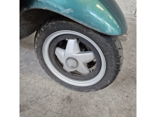 Motorscooter piaggio, skr125, bouwjaar 1994 - afbeelding 3 van  23