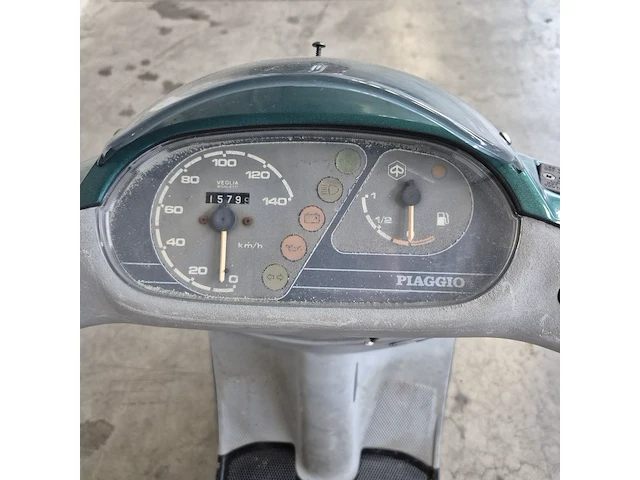 Motorscooter piaggio, skr125, bouwjaar 1994 - afbeelding 7 van  23