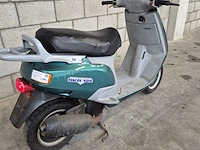 Motorscooter piaggio, skr125, bouwjaar 1995 - afbeelding 12 van  24