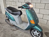 Motorscooter piaggio, skr125, bouwjaar 1995 - afbeelding 18 van  24