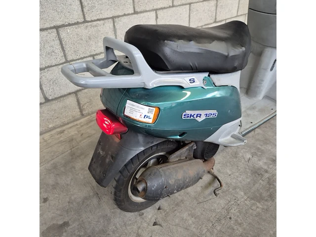 Motorscooter piaggio, skr125, bouwjaar 1995 - afbeelding 20 van  24