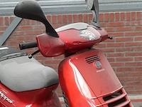 Motorscooter, piaggio, skr125 - afbeelding 3 van  27