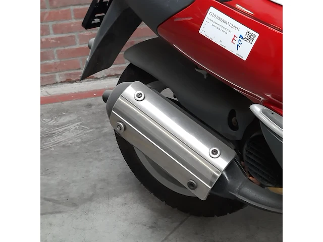 Motorscooter, piaggio, skr125 - afbeelding 7 van  27