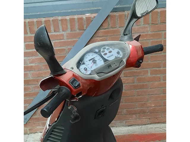 Motorscooter, piaggio, skr125 - afbeelding 13 van  27