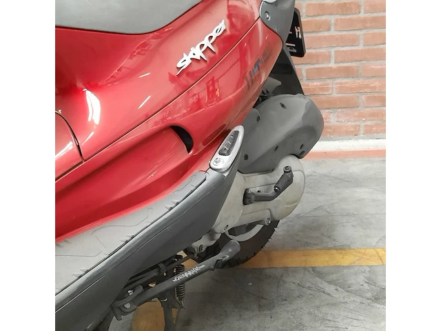 Motorscooter, piaggio, skr125 - afbeelding 25 van  27