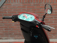 Motorscooter, piaggio, skr125 - afbeelding 9 van  27