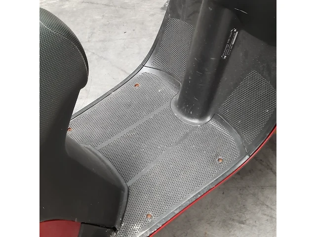 Motorscooter, piaggio, skr125 - afbeelding 16 van  27