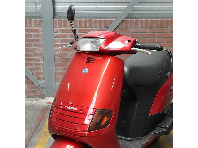 Motorscooter, piaggio, skr125 - afbeelding 12 van  27