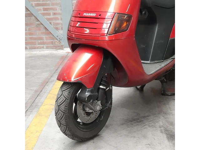 Motorscooter, piaggio, skr125 - afbeelding 21 van  27