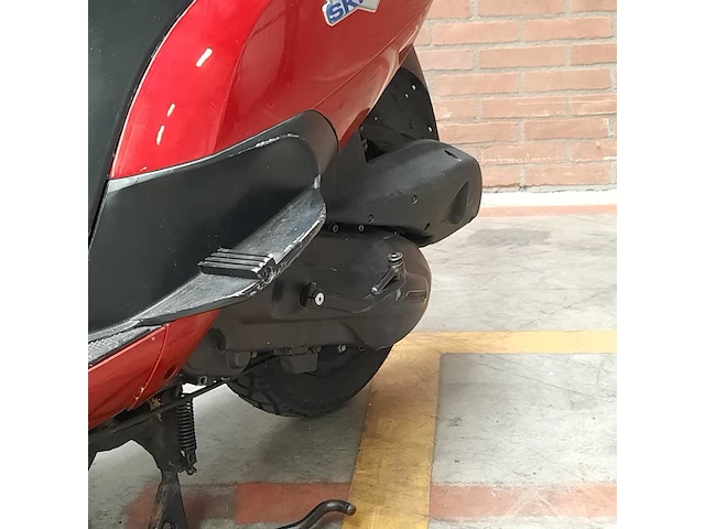 Motorscooter, piaggio, skr125 - afbeelding 25 van  27