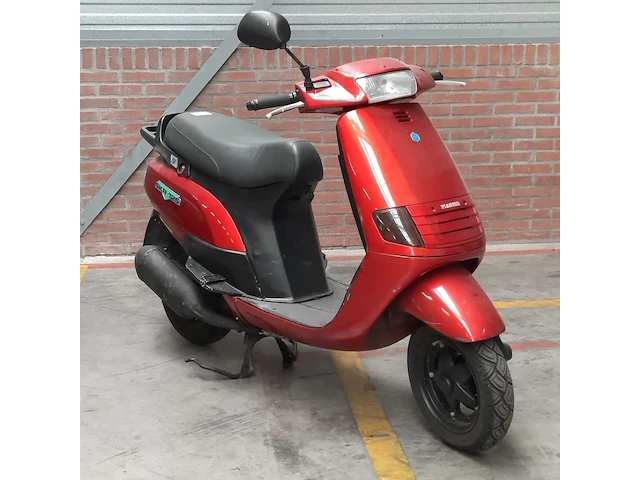 Motorscooter, piaggio, skr125 - afbeelding 26 van  27