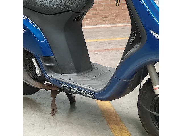 Motorscooter, piaggio, typhoon 125, 1996 - afbeelding 6 van  27