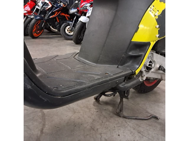 Motorscooter, piaggio, typhoon 125, 2002 - afbeelding 46 van  50