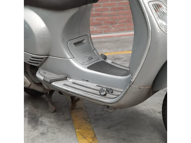 Motorscooter, piaggio, vespa lx125, 2014 - afbeelding 9 van  33