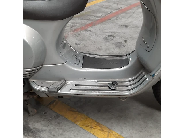 Motorscooter, piaggio, vespa lx125, 2014 - afbeelding 10 van  33