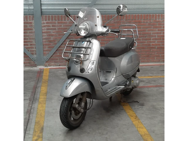 Motorscooter, piaggio, vespa lx125, 2014 - afbeelding 1 van  33