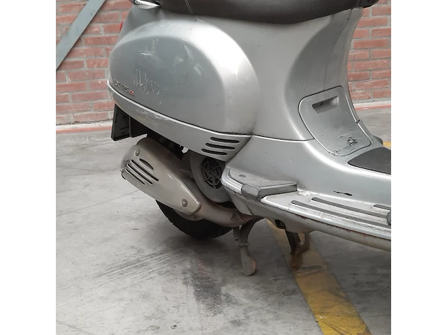 Motorscooter, piaggio, vespa lx125, 2014 - afbeelding 13 van  33