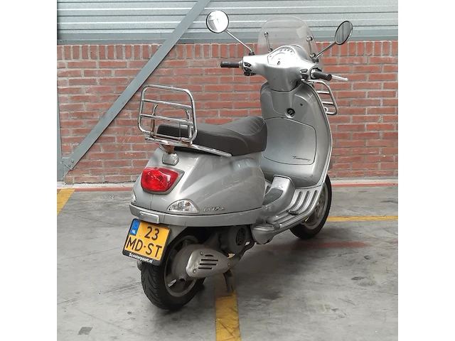 Motorscooter, piaggio, vespa lx125, 2014 - afbeelding 15 van  33