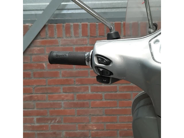 Motorscooter, piaggio, vespa lx125, 2014 - afbeelding 21 van  33
