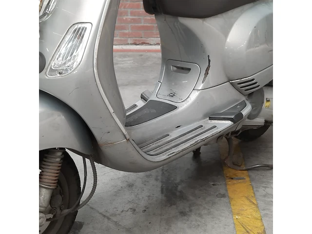 Motorscooter, piaggio, vespa lx125, 2014 - afbeelding 29 van  33