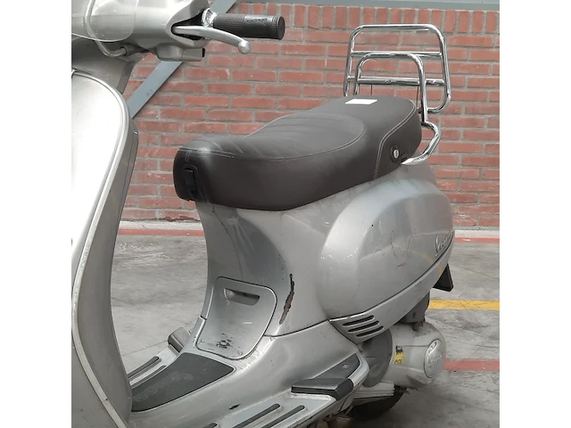 Motorscooter, piaggio, vespa lx125, 2014 - afbeelding 30 van  33