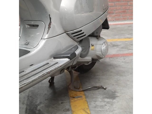 Motorscooter, piaggio, vespa lx125, 2014 - afbeelding 31 van  33