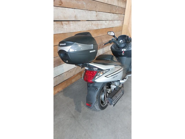 Motorscooter, sym, gts250, grijs / chroom, 2007 - afbeelding 4 van  27