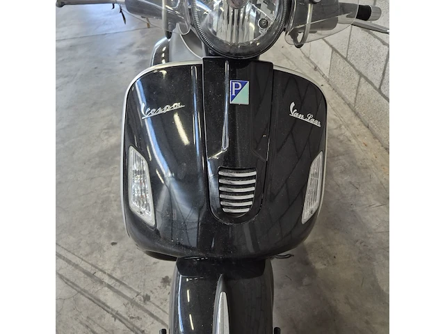 Motorscooter vespa piaggio, gts 300 i.e., bouwjaar 2013 - afbeelding 3 van  23